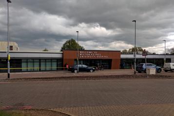 Milton Keynes Hospital entrance